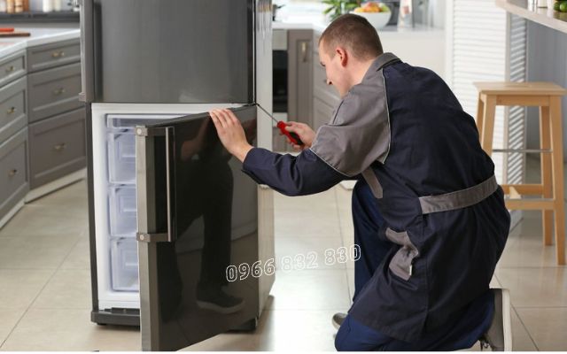 Sửa tủ lạnh Hitachi tại Gia Lâm